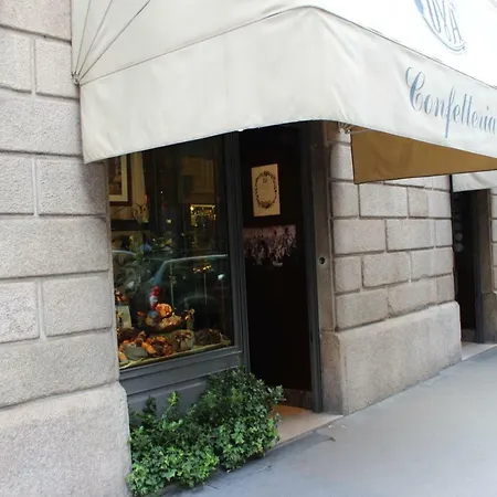 Sant'Andrea Cozy Apartment Milan Exterior photo